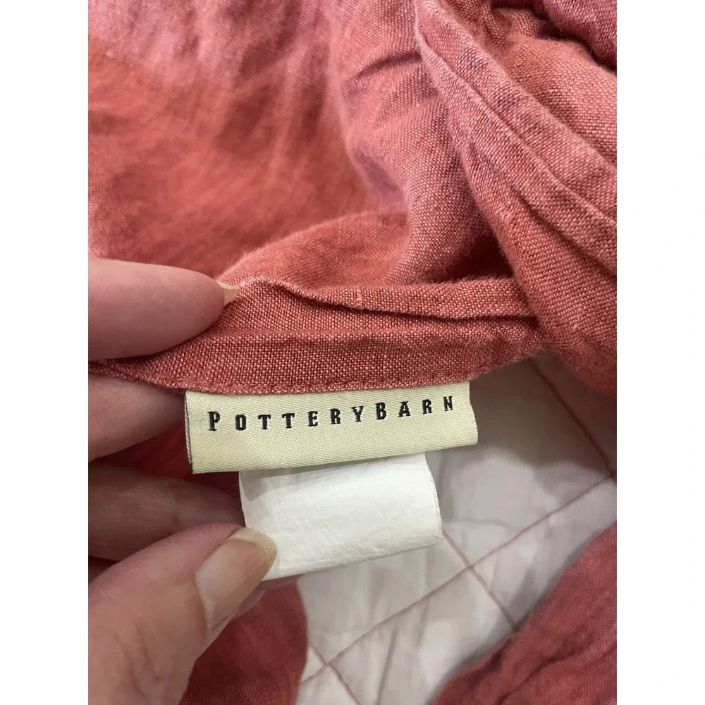 2 Pottery Barn Linen Diamond Quilted Pillow Shams Standard Red  30x24‎
